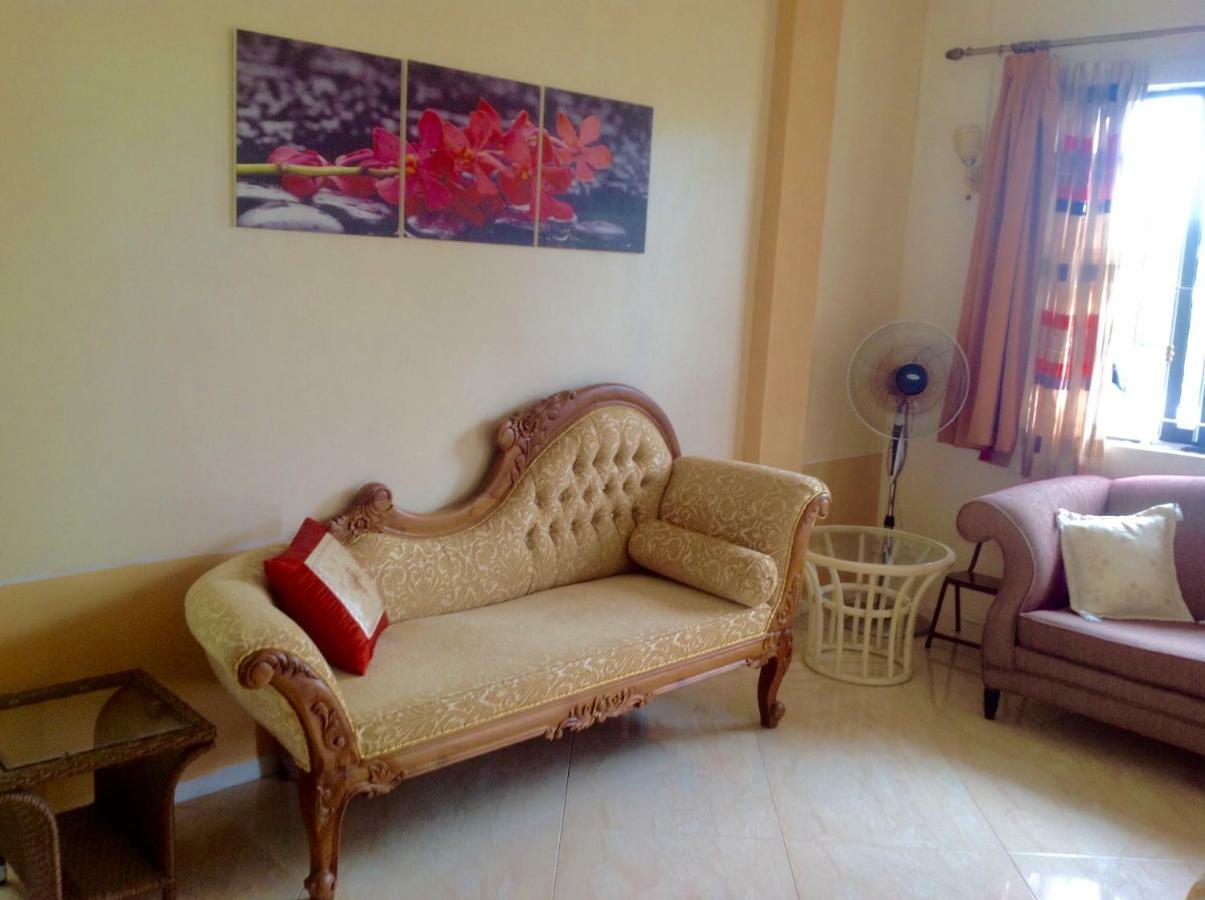 Cardamon Villa Is A 2 Bedroom With 1 Bathroom And Seperate Toilet Detached House With Ac And Swimming Pool , 5 Minutes Walk From Flic En Flac Public Beach Zewnętrze zdjęcie